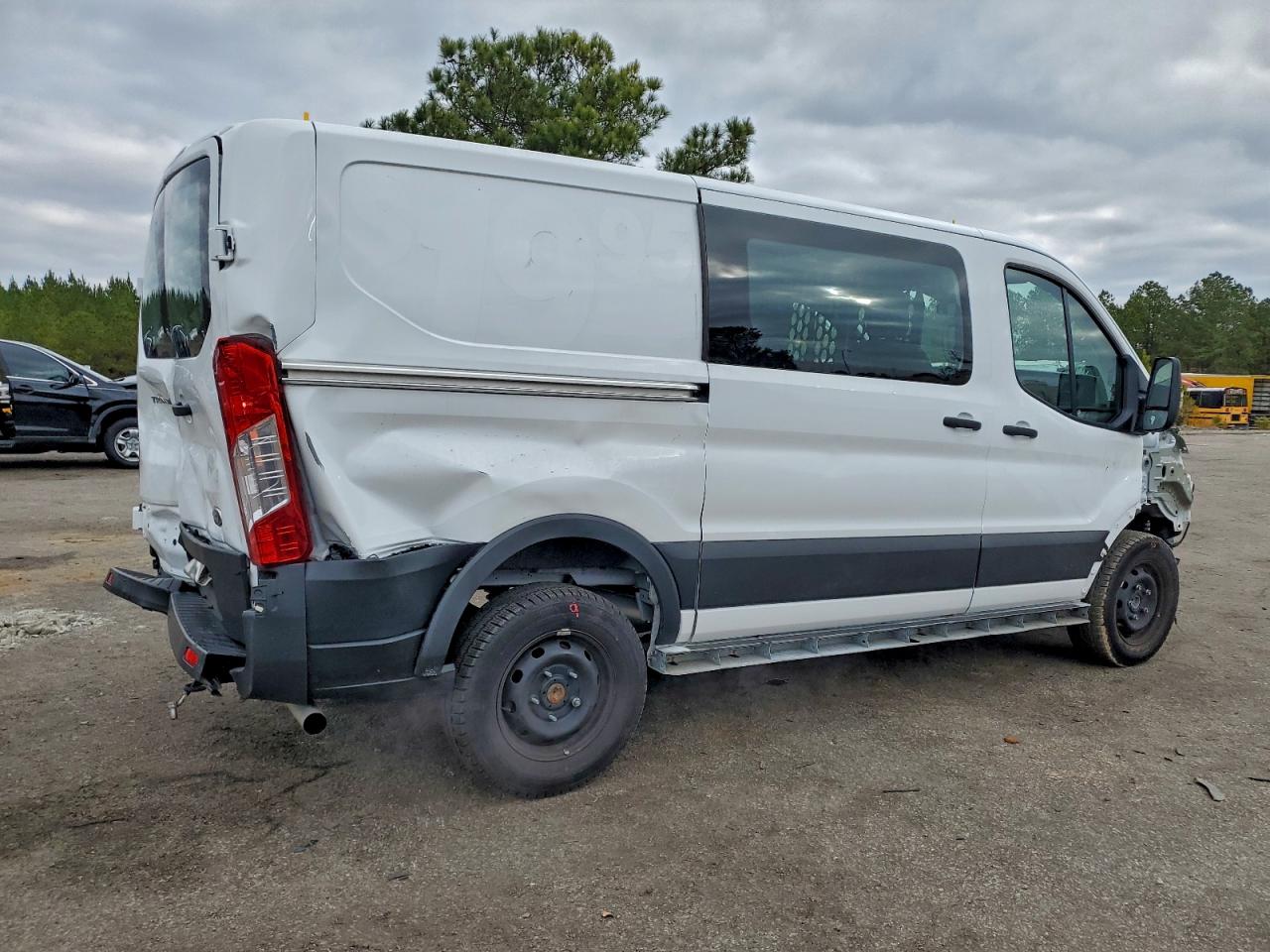 Lot #3303597938 2025 FORD TRANSIT T-