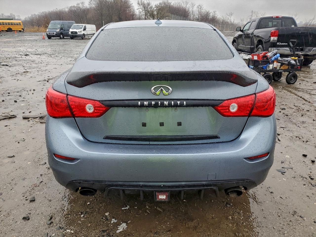 INFINITI Q50 PREMIUM