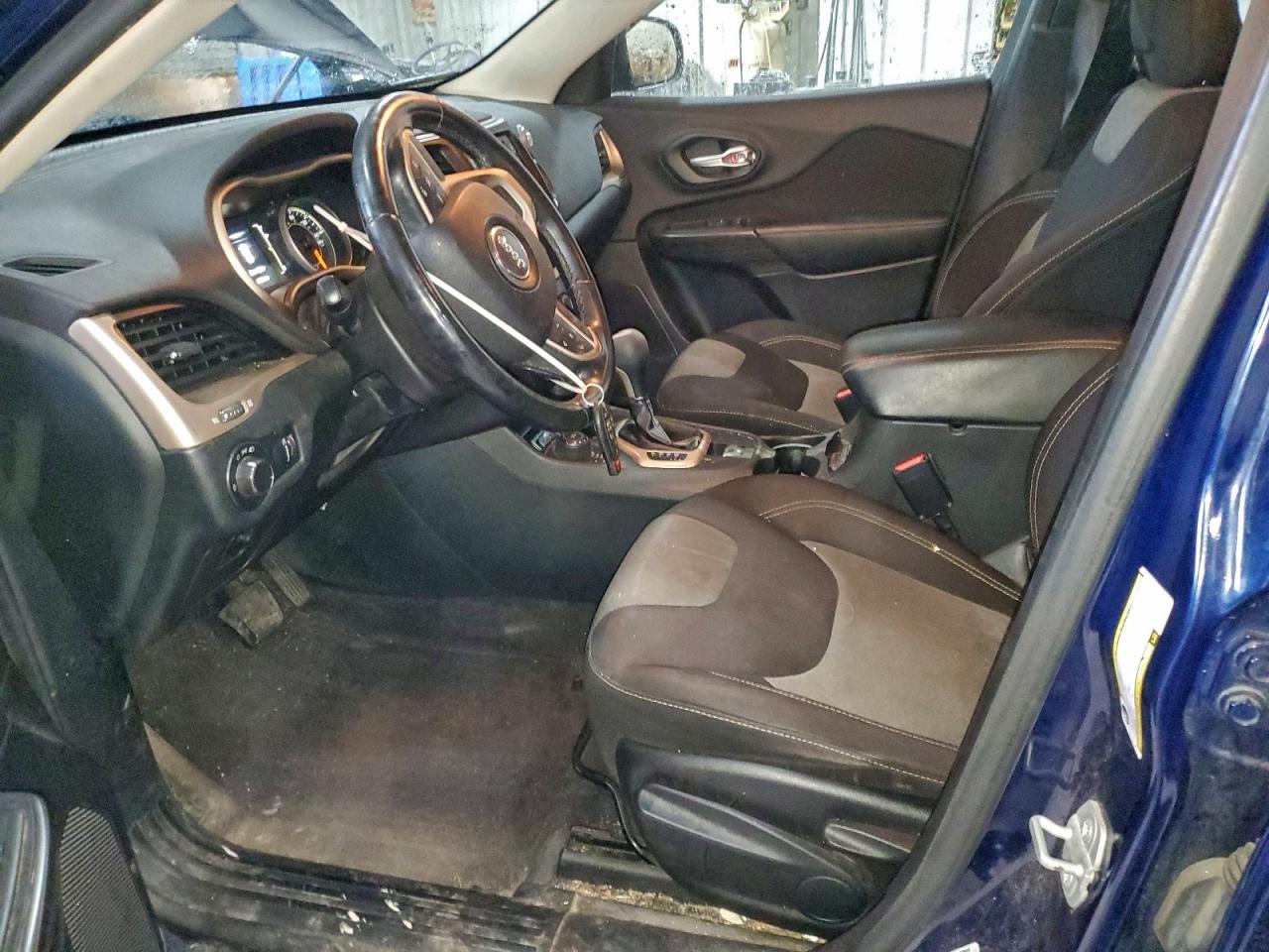 JEEP GRAND CHEROKEE SPORT