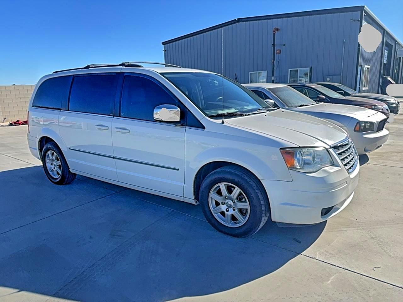 CHRYSLER TOWN & COUNTRY TOURING PLUS