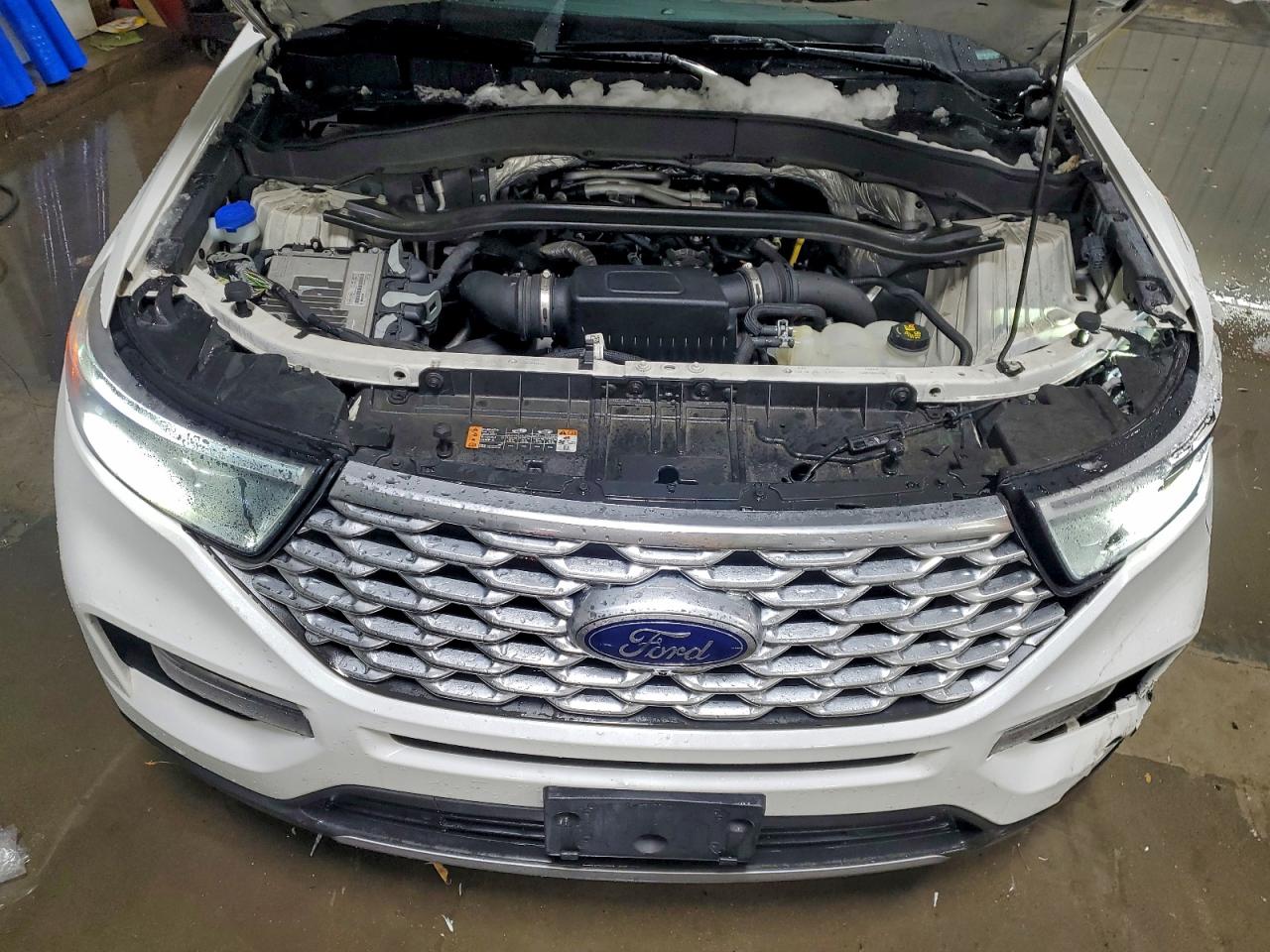 FORD EXPLORER PLATINUM