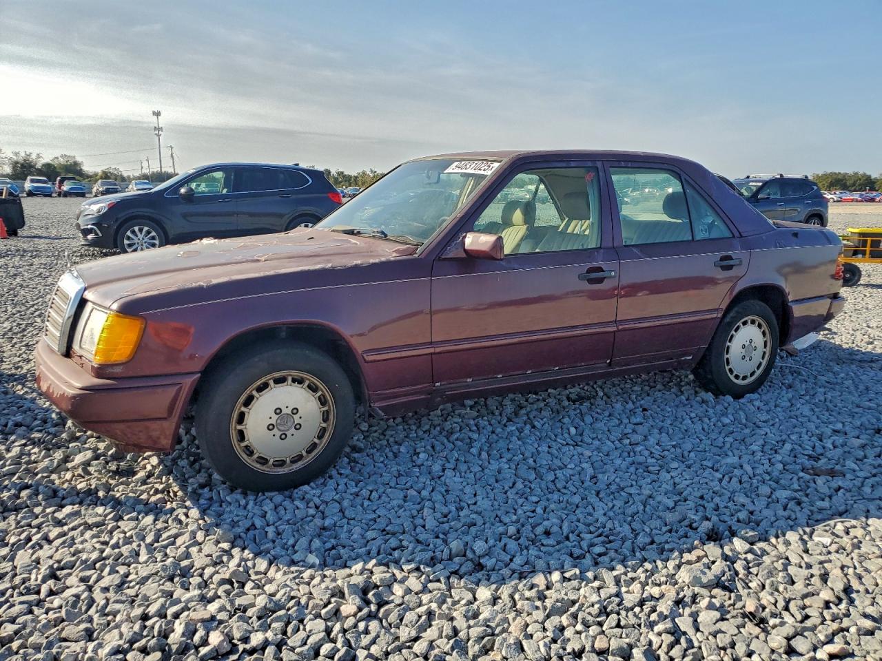 Lot #3304633949 1987 MERCEDES-BENZ 300 E