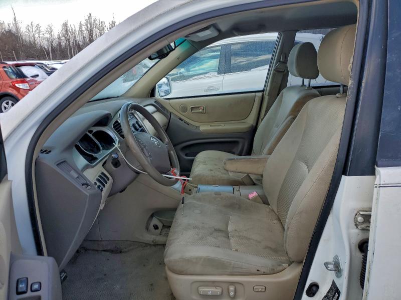 2004 TOYOTA HIGHLANDER #3304523534