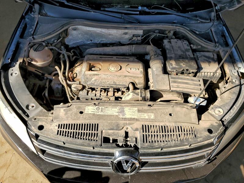 2012 VOLKSWAGEN TIGUAN S #3304848551