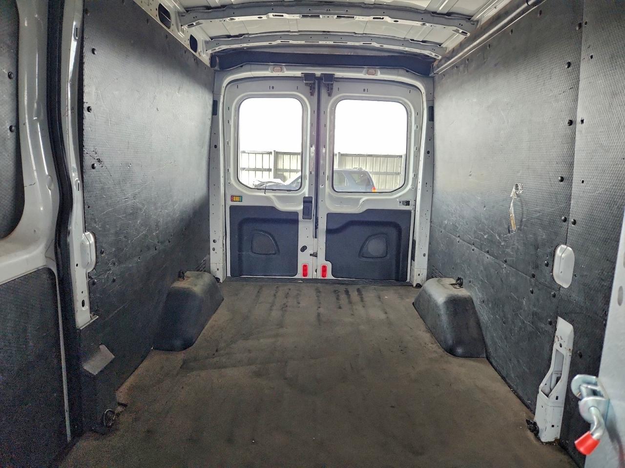 Lot #3310407987 2019 FORD TRANSIT T-