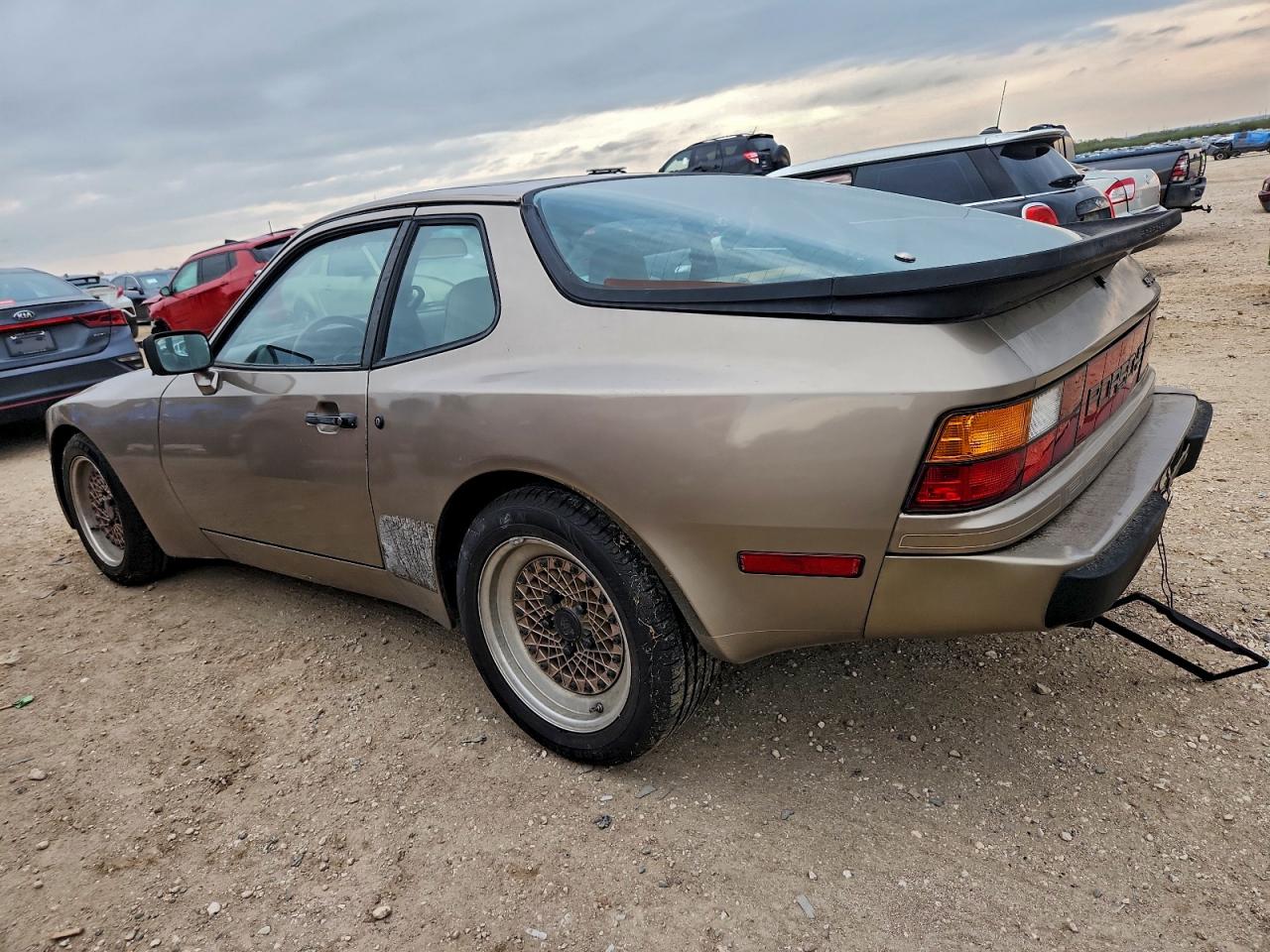 Lot #3305343302 1983 PORSCHE 944