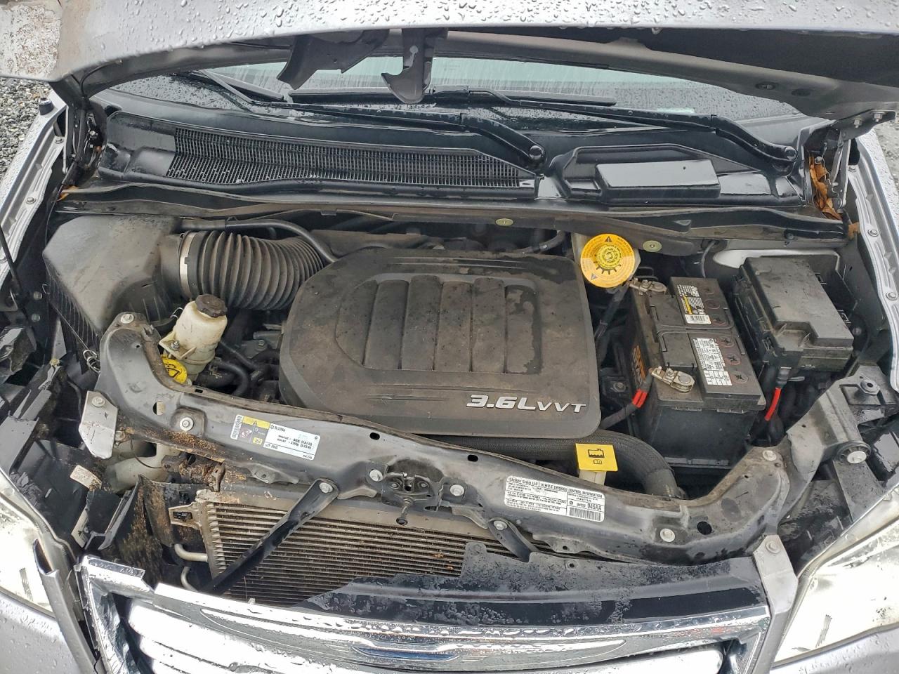 CHRYSLER TOWN & COUNTRY TOURING