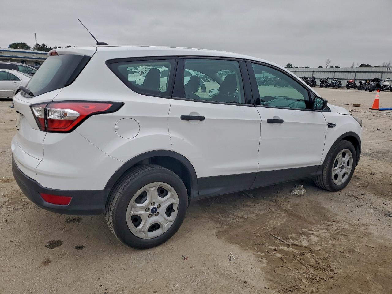 FORD ESCAPE S