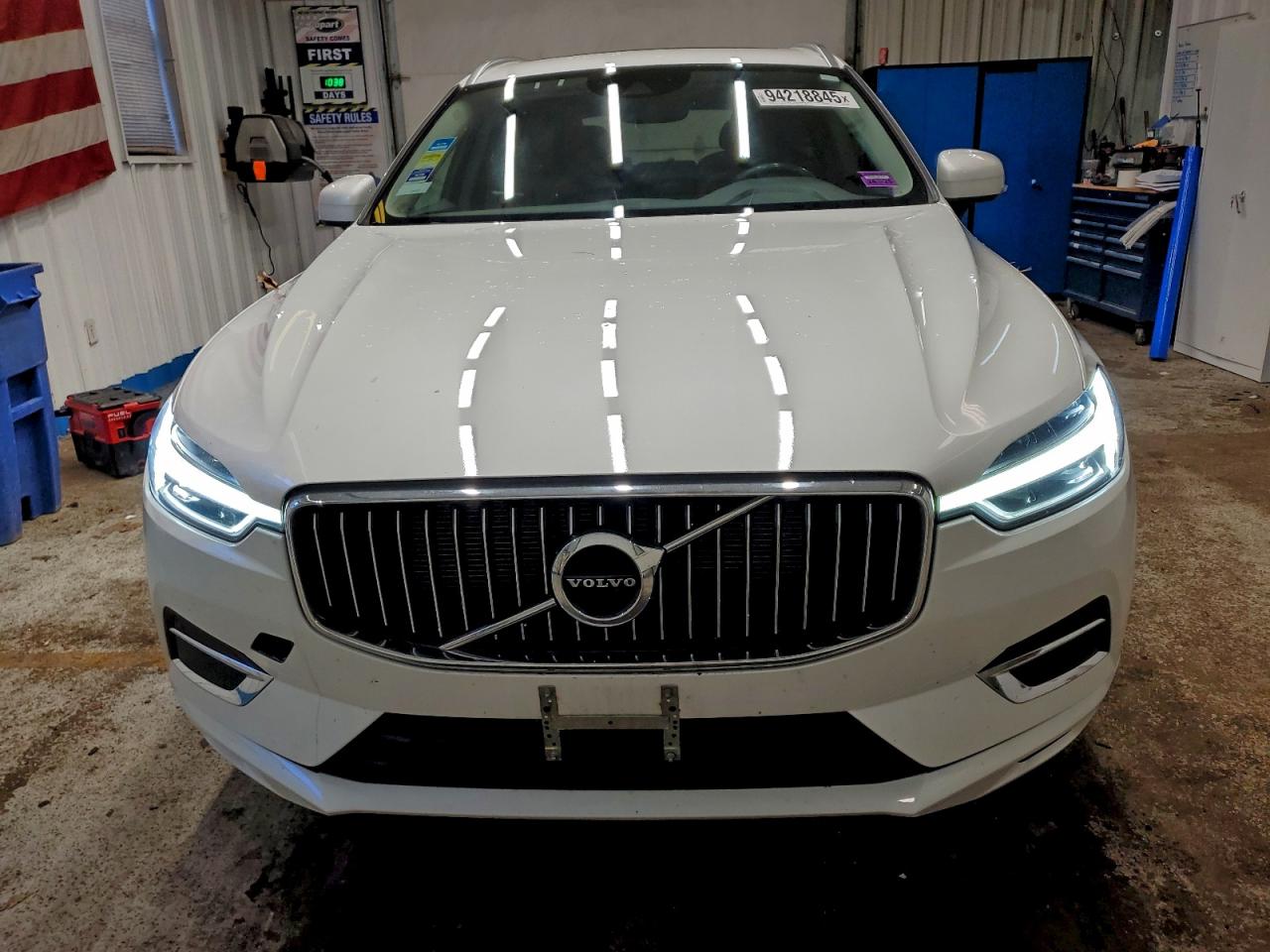 VOLVO XC60 T5 INSCRIPTION
