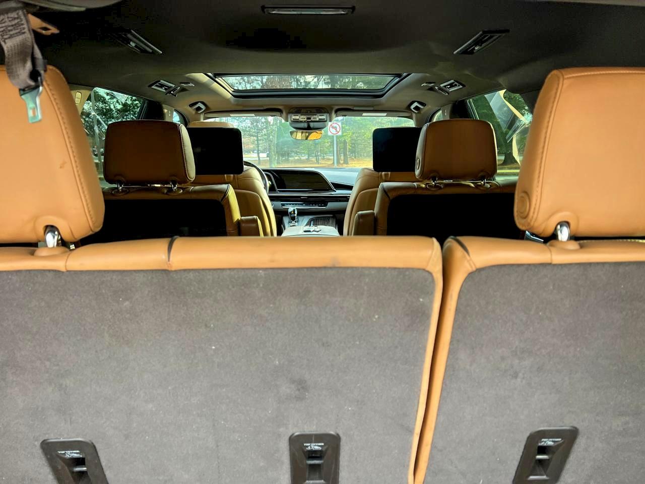 CADILLAC ESCALADE PREMIUM LUXURY