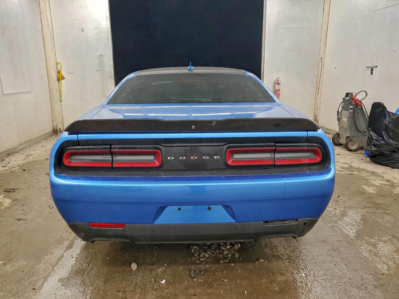 Lot #3305216016 2015 DODGE CHALLENGER