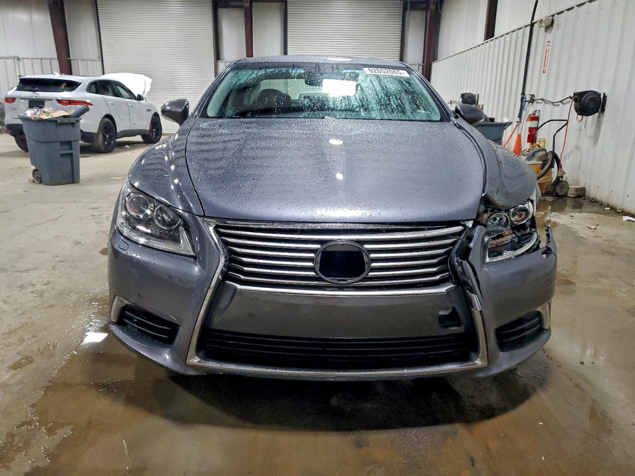 LEXUS LS 460