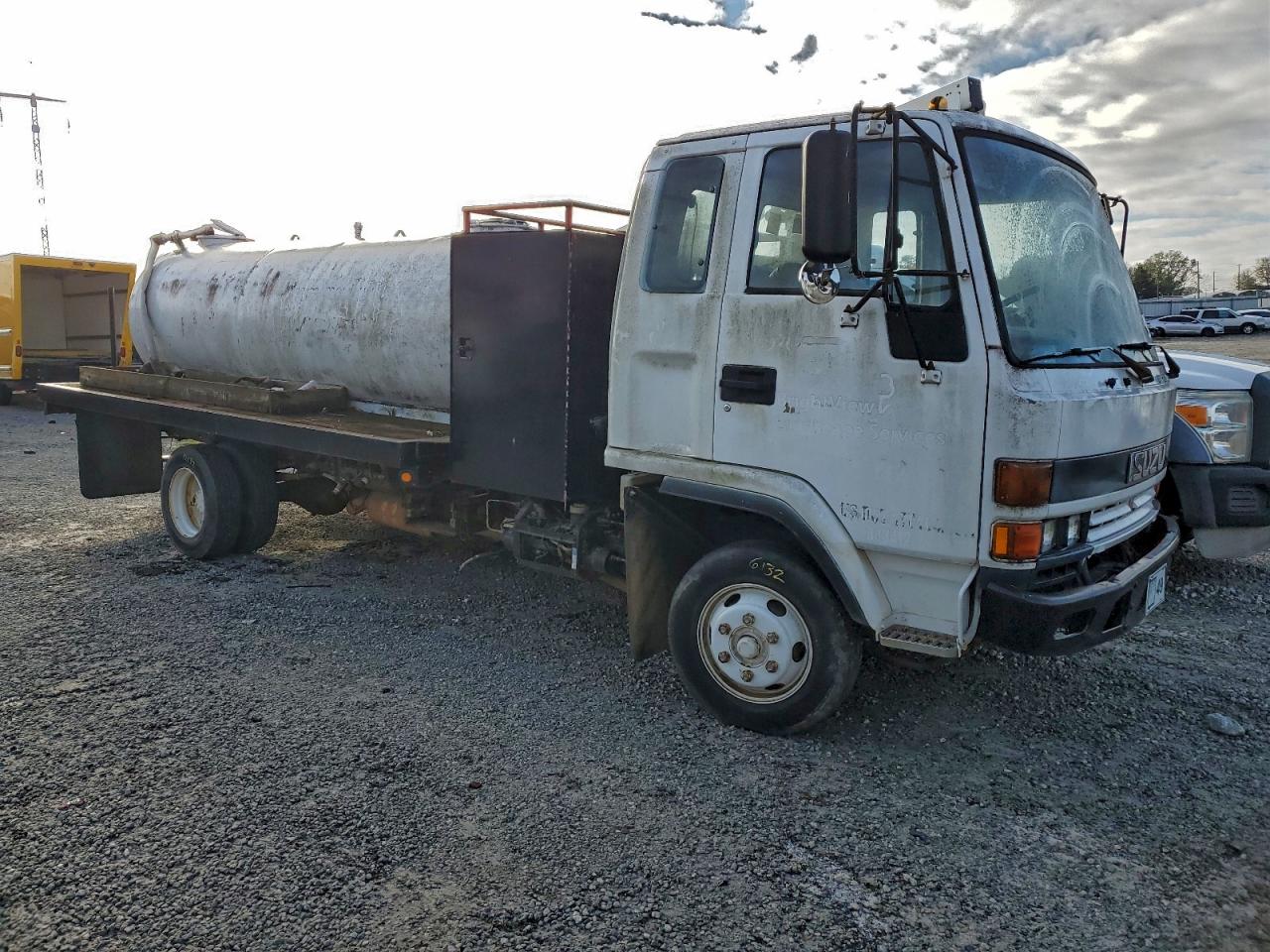 Lot #3310382990 1995 ISUZU FRR