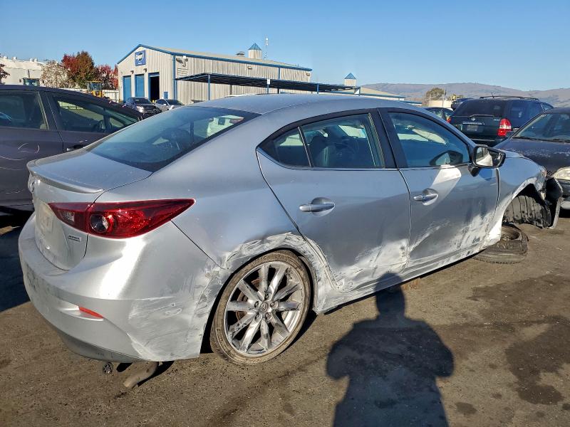 2018 MAZDA 3 TOURING #3311763331