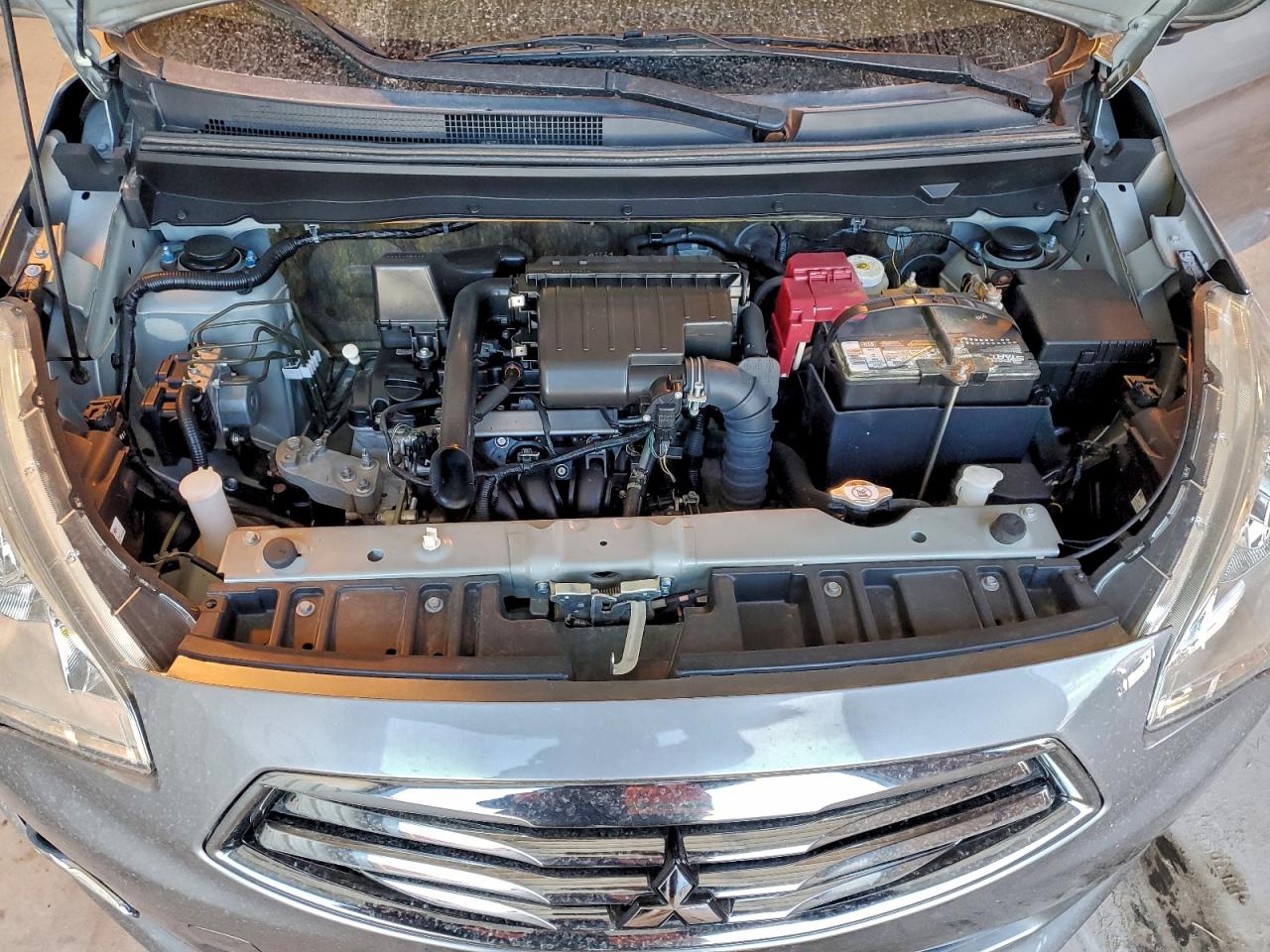 MITSUBISHI MIRAGE G4 ES