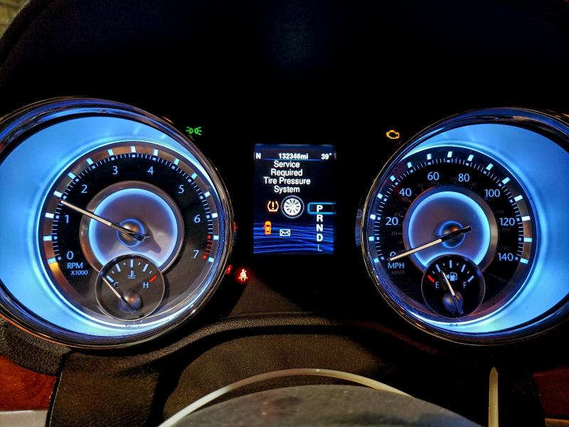 2014 CHRYSLER 300 #3302698010