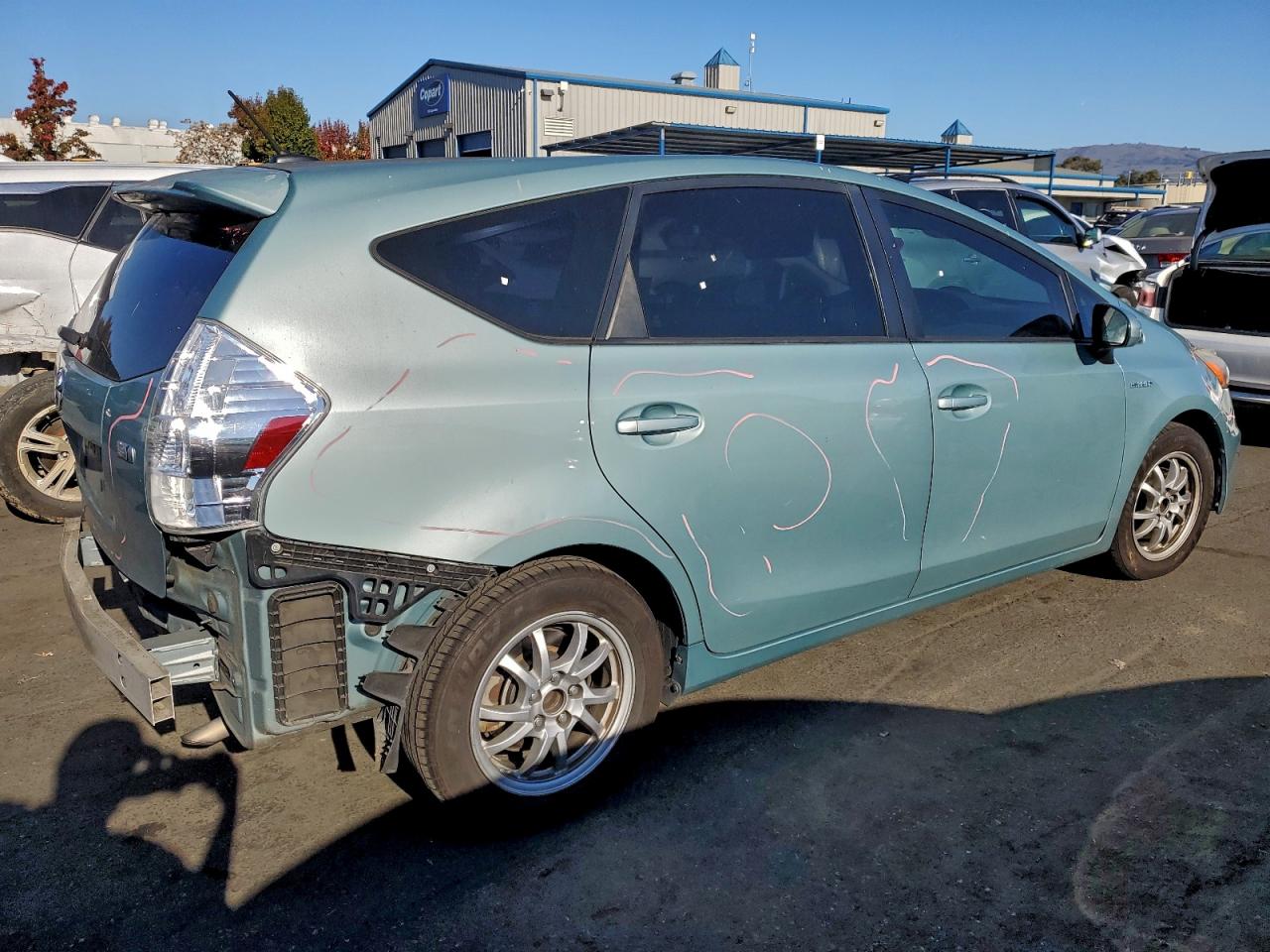 TOYOTA PRIUS V