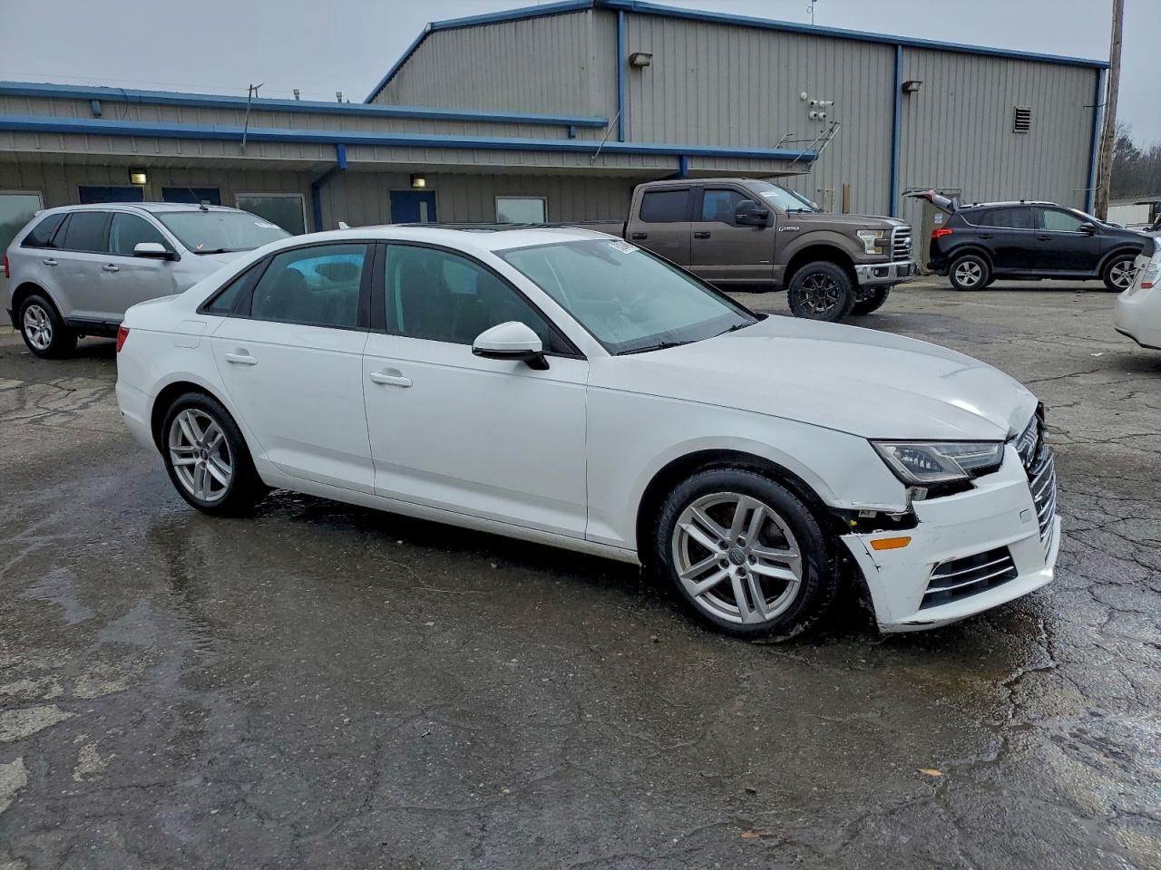 AUDI A4 ULTRA PREMIUM