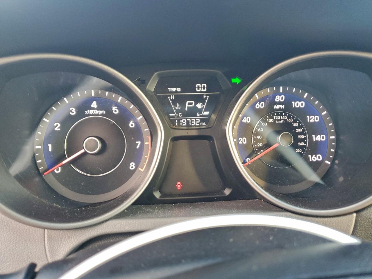 Lot #3311326321 2015 HYUNDAI ELANTRA SE