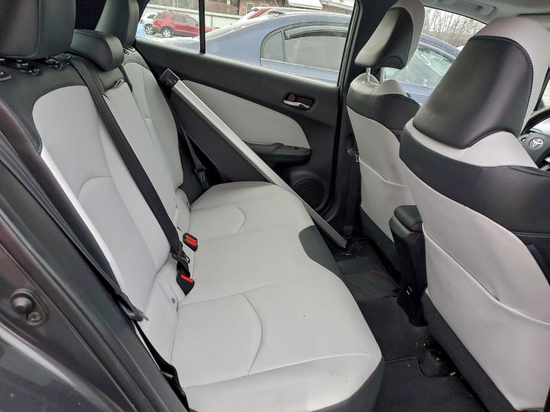 2016 TOYOTA PRIUS #3305482079