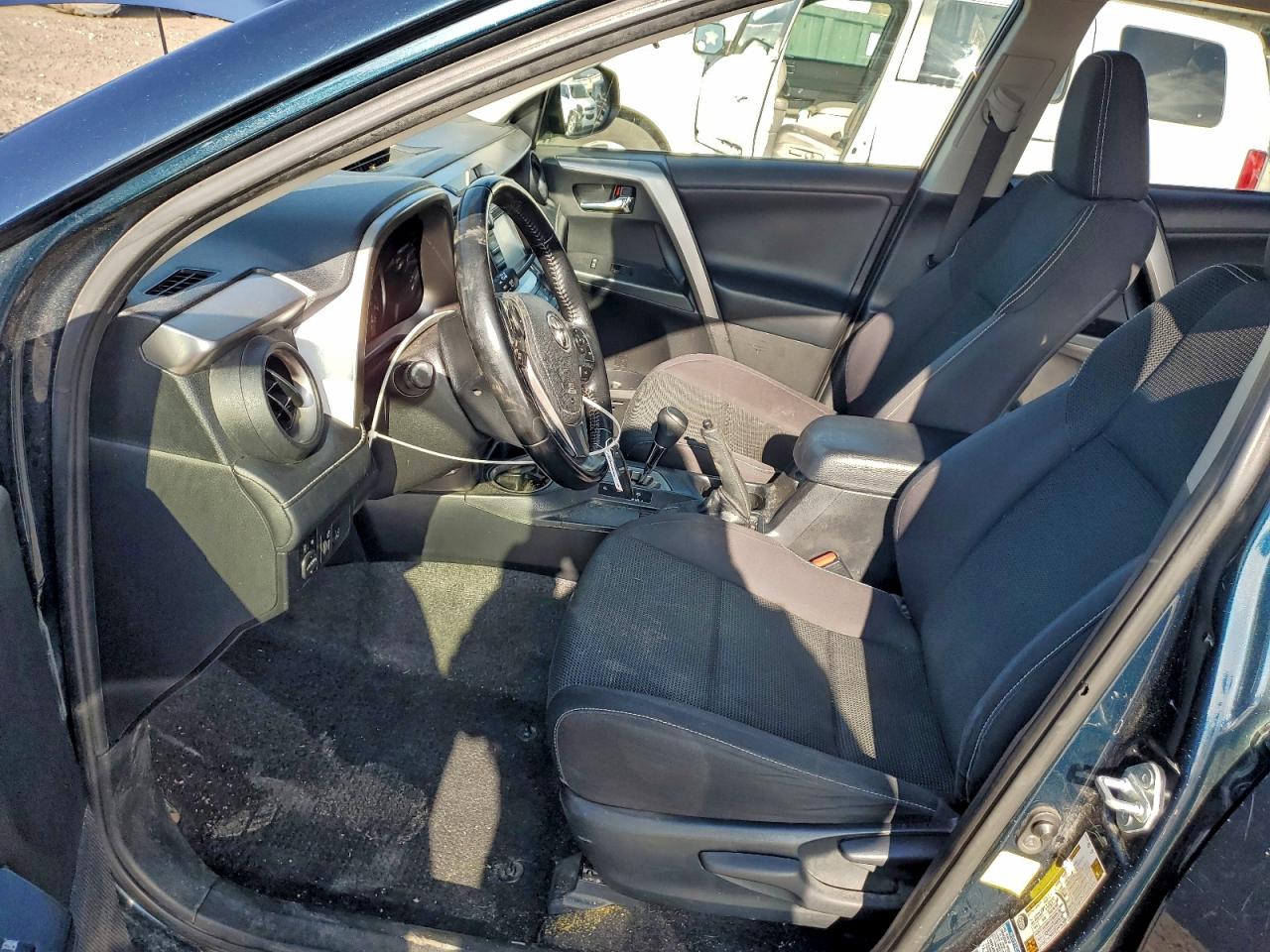 TOYOTA RAV4 ADVENTURE