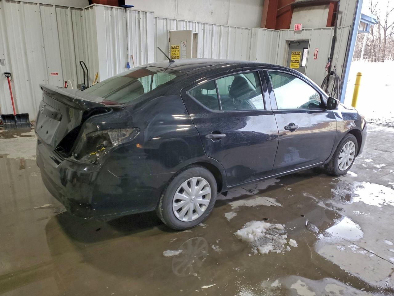 Lot #3317760110 2019 NISSAN VERSA S