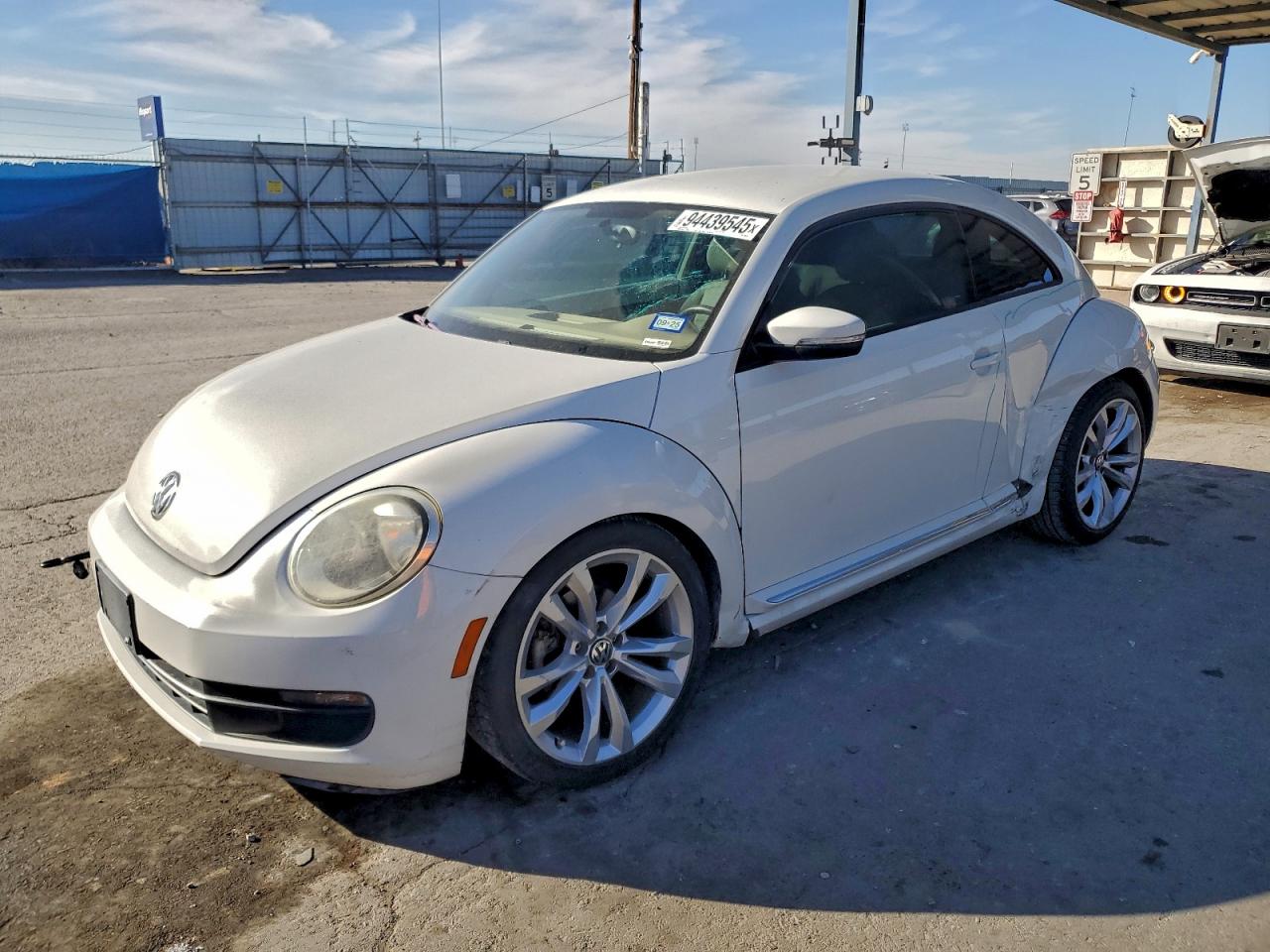 VOLKSWAGEN BEETLE