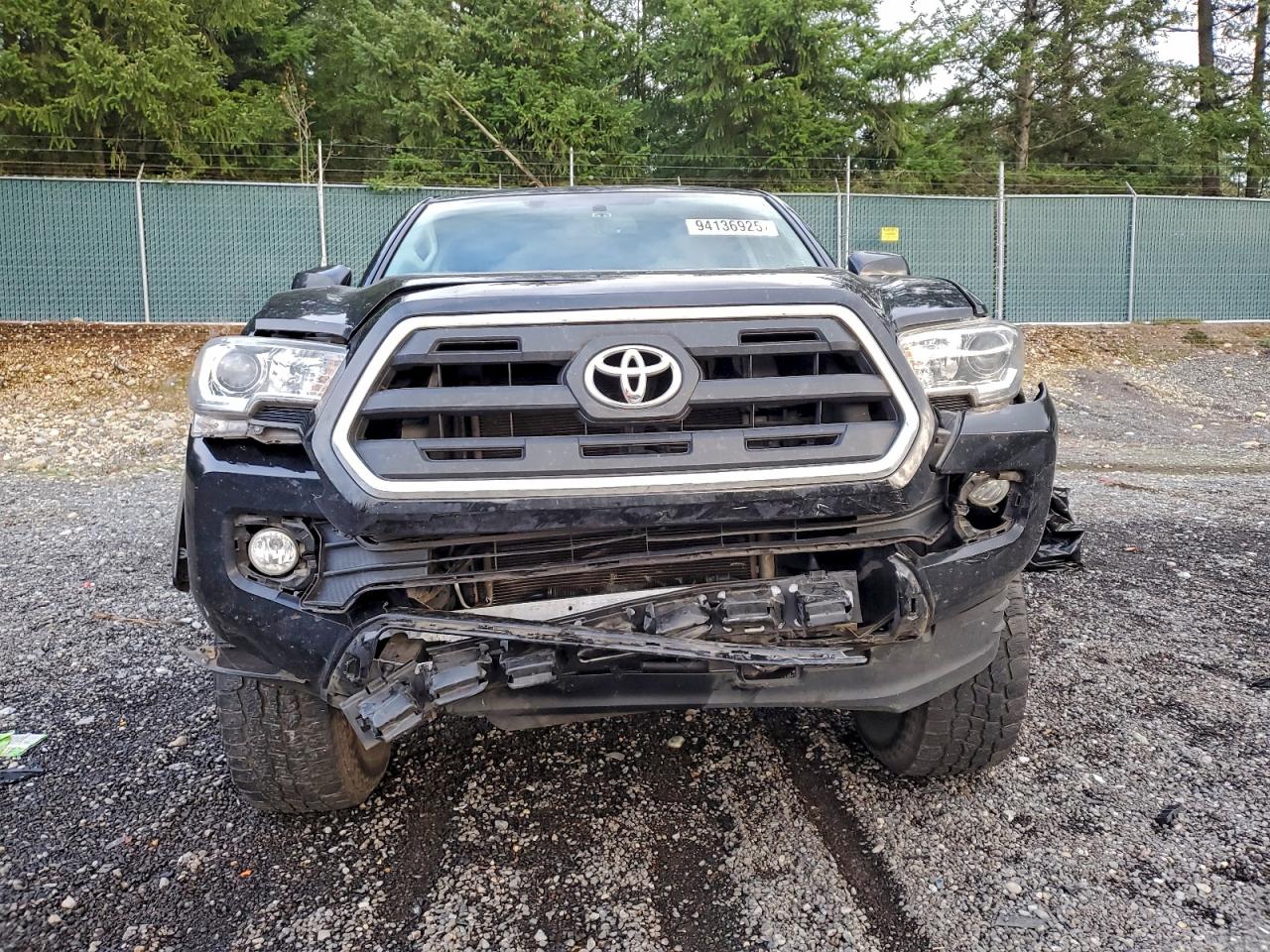 TOYOTA TACOMA DOUBLE CAB