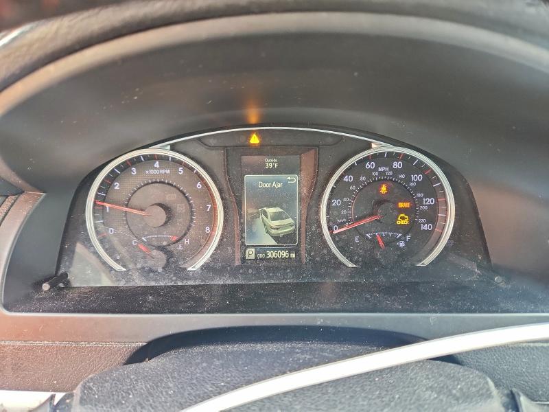 2017 TOYOTA CAMRY LE #3310318058