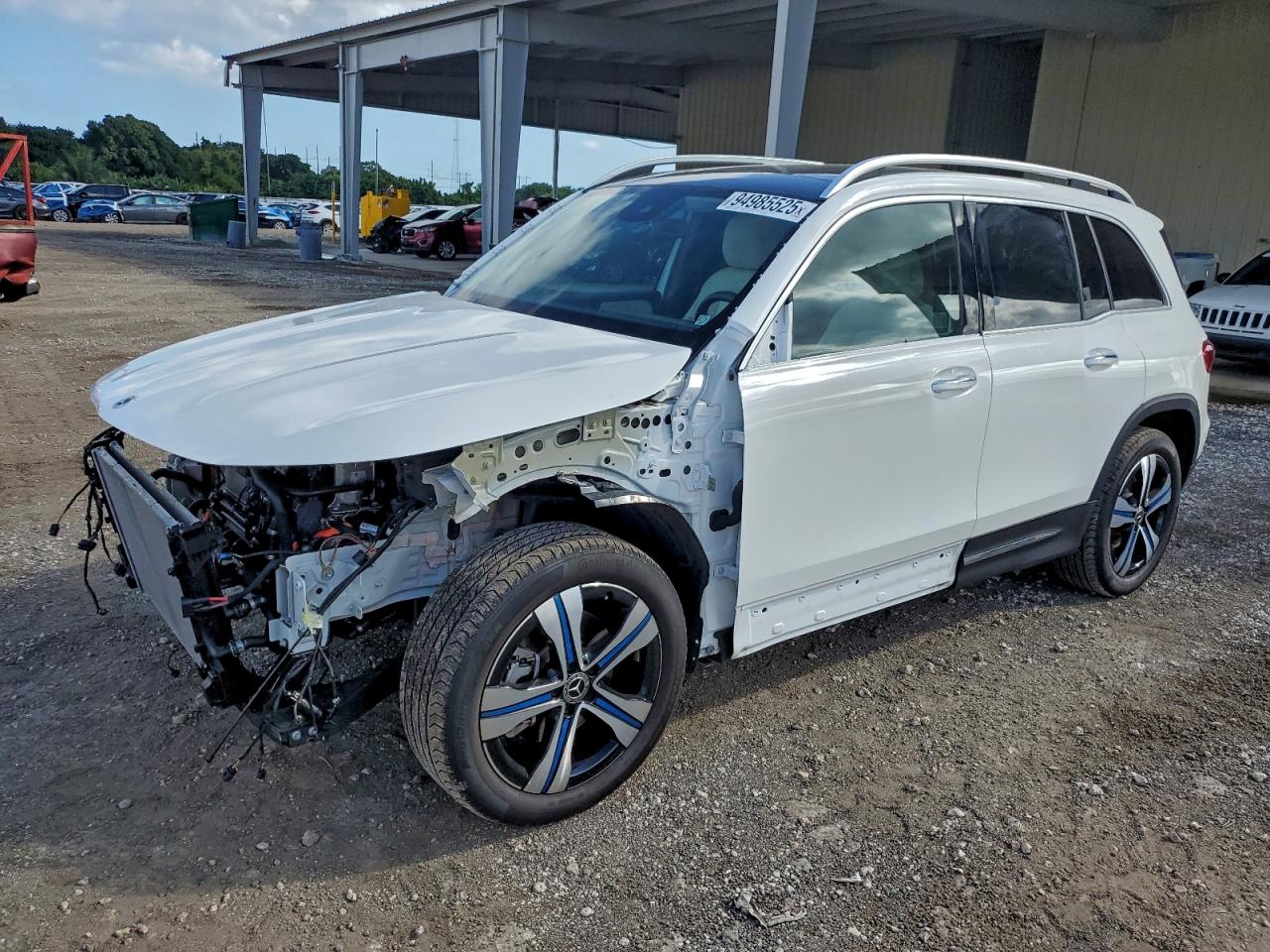 MERCEDES-BENZ EQB 300 4MATIC