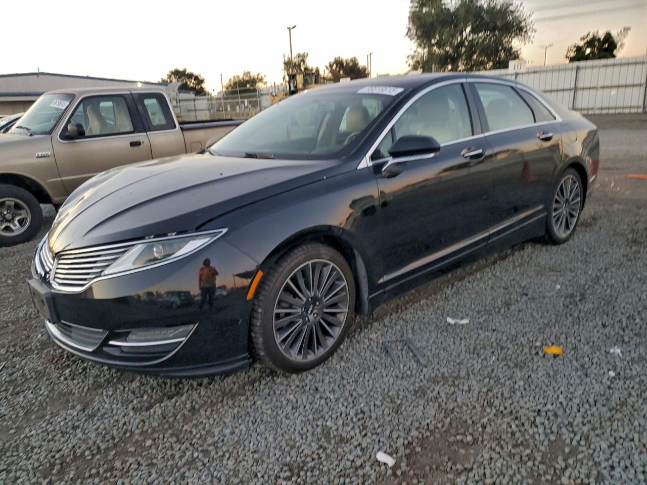 LINCOLN MKZ HYBRID