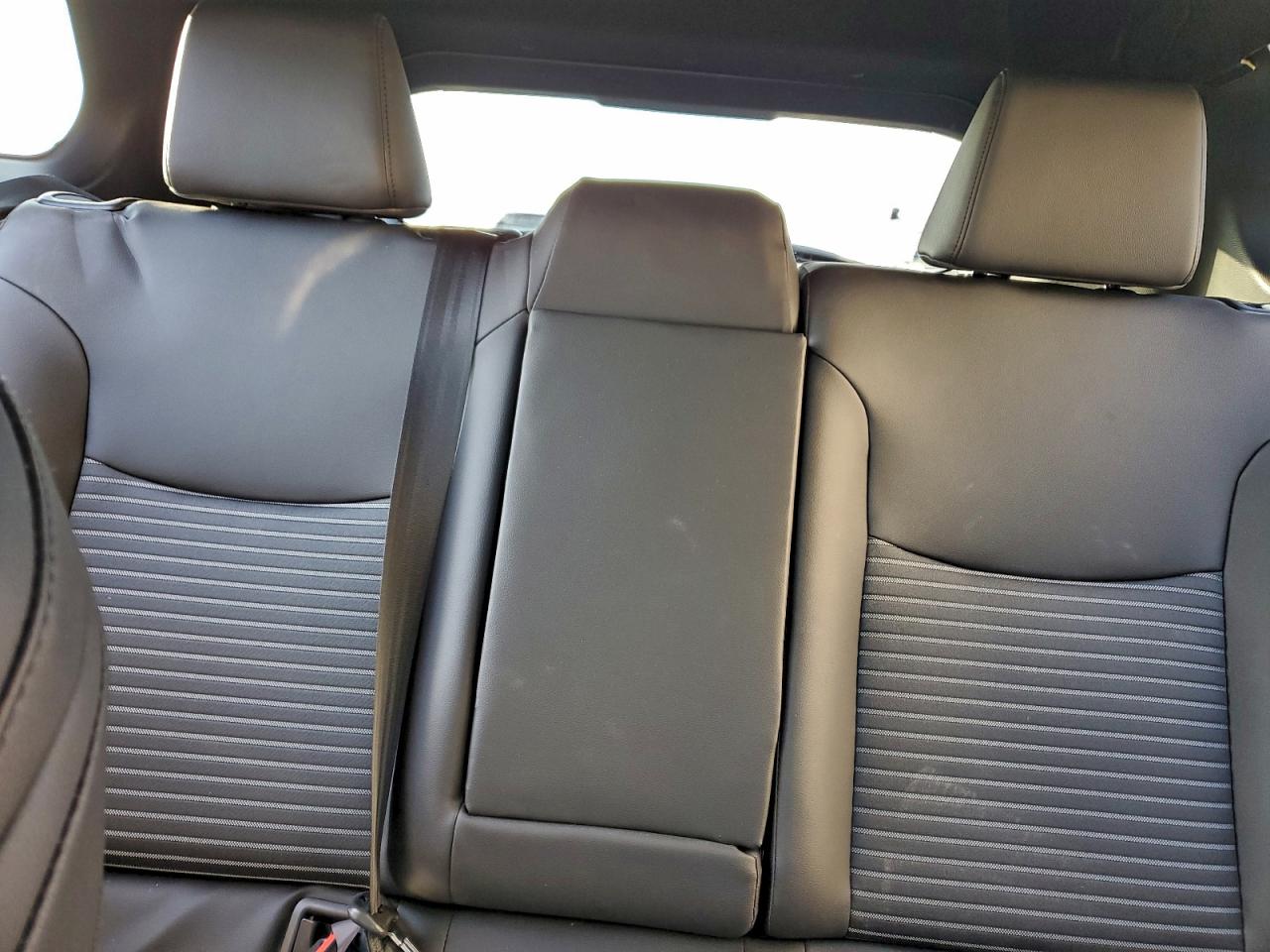 TOYOTA COROLLA CROSS LE