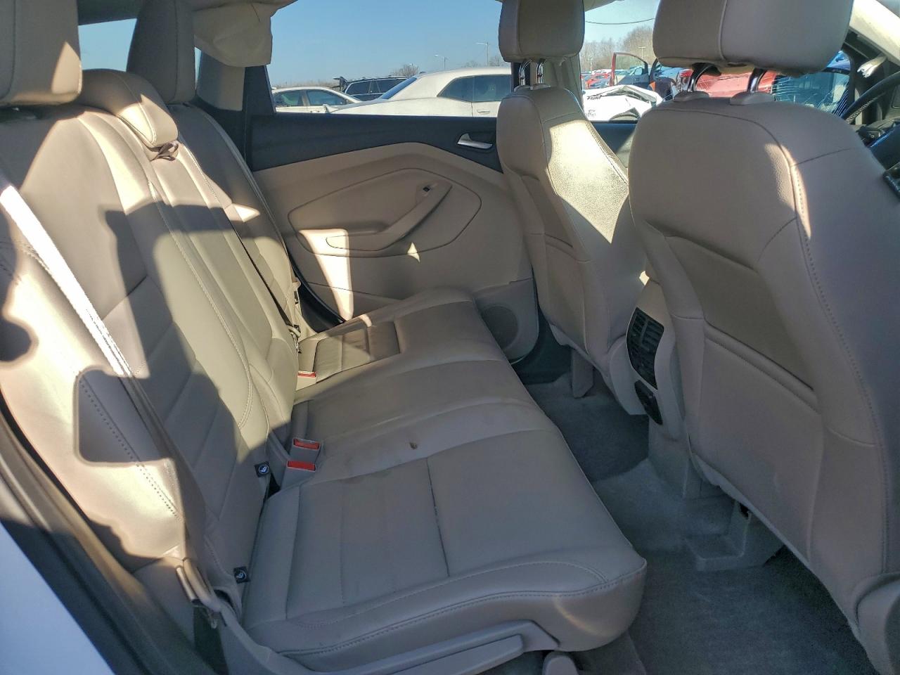 FORD ESCAPE TITANIUM