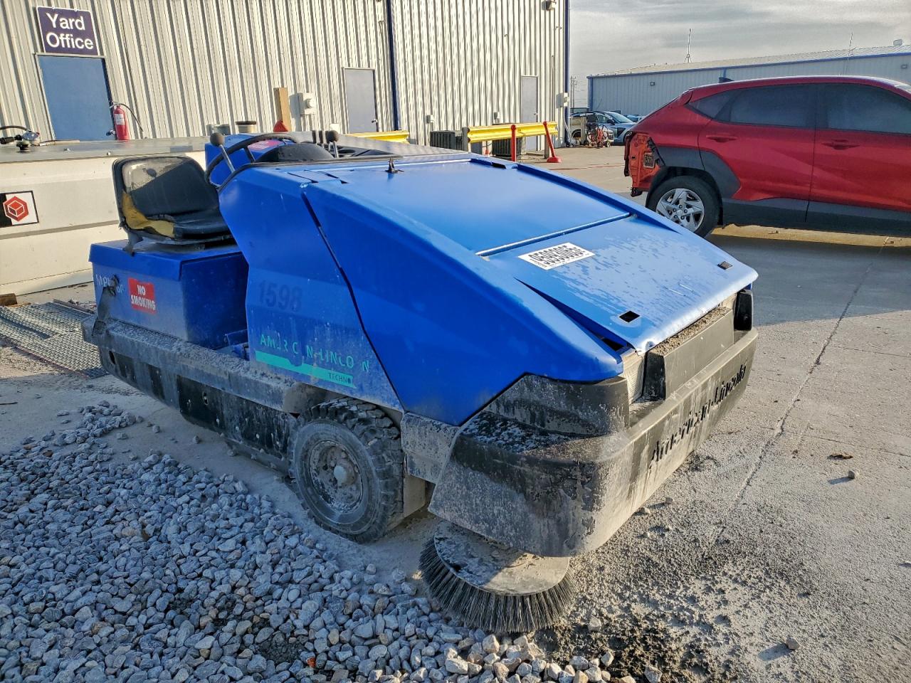 Lot #3315946083 2000 AMERINCOLN UNKNOWN