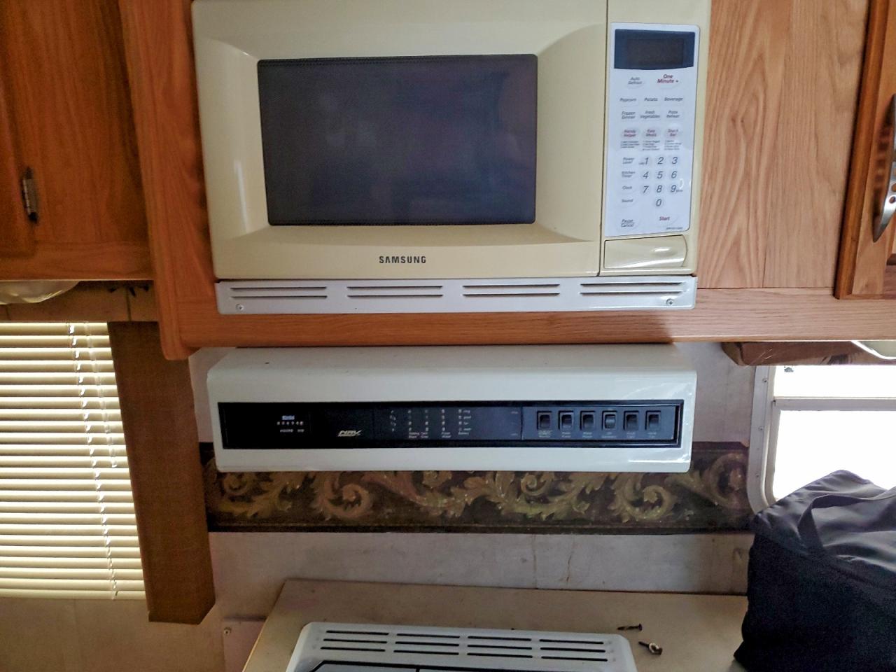 Lot #3305178017 2005 RAGE'N XTRA LITE