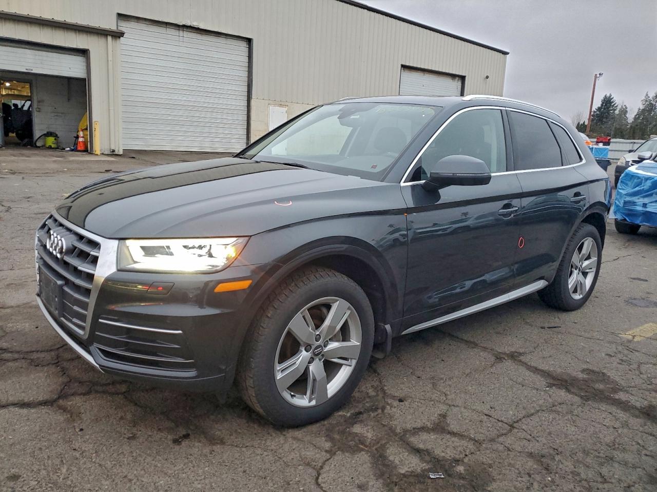 AUDI Q5 PREMIUM PLUS