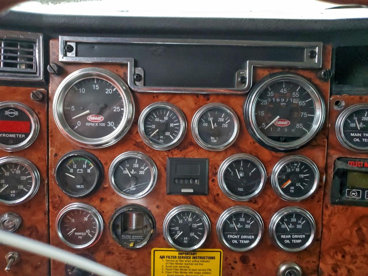 Lot #3308316175 1999 PETERBILT 379