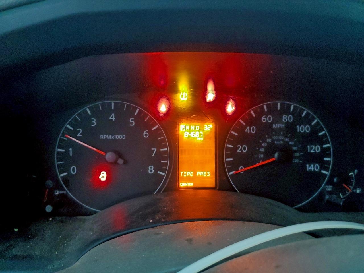 NISSAN NV1500 1500 S