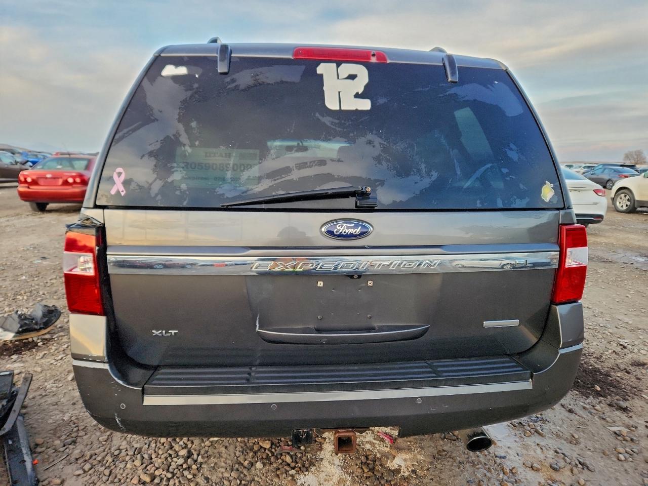 FORD EXPEDITION EL XLT