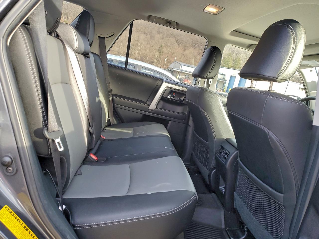 TOYOTA 4RUNNER SR5/SR5 PREMIUM