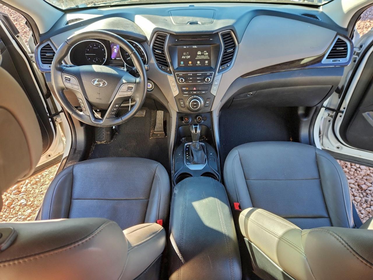 Lot #3316016787 2017 HYUNDAI SANTA FE S