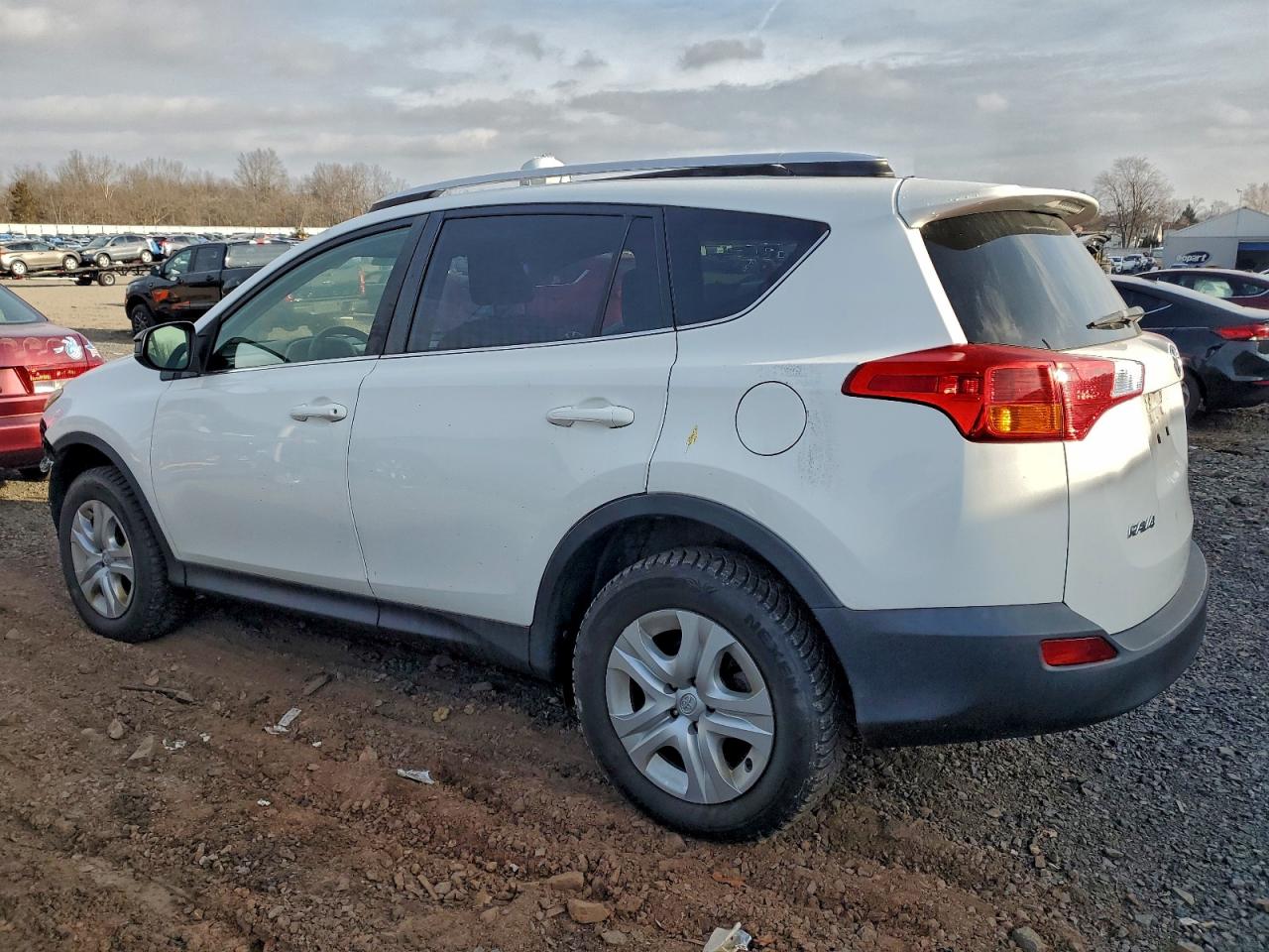 TOYOTA RAV4 LE