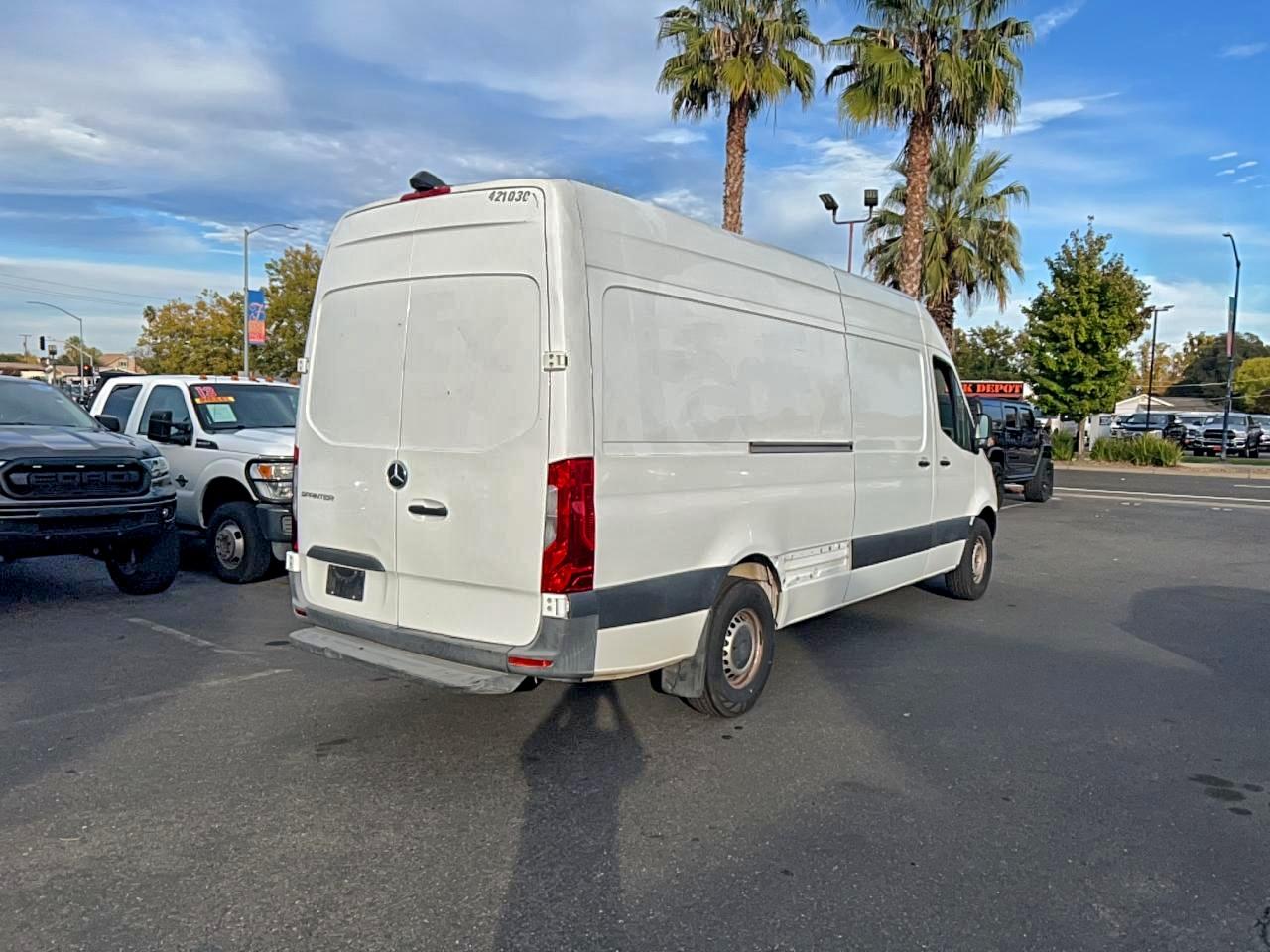 MERCEDES-BENZ SPRINTER 2500/3500
