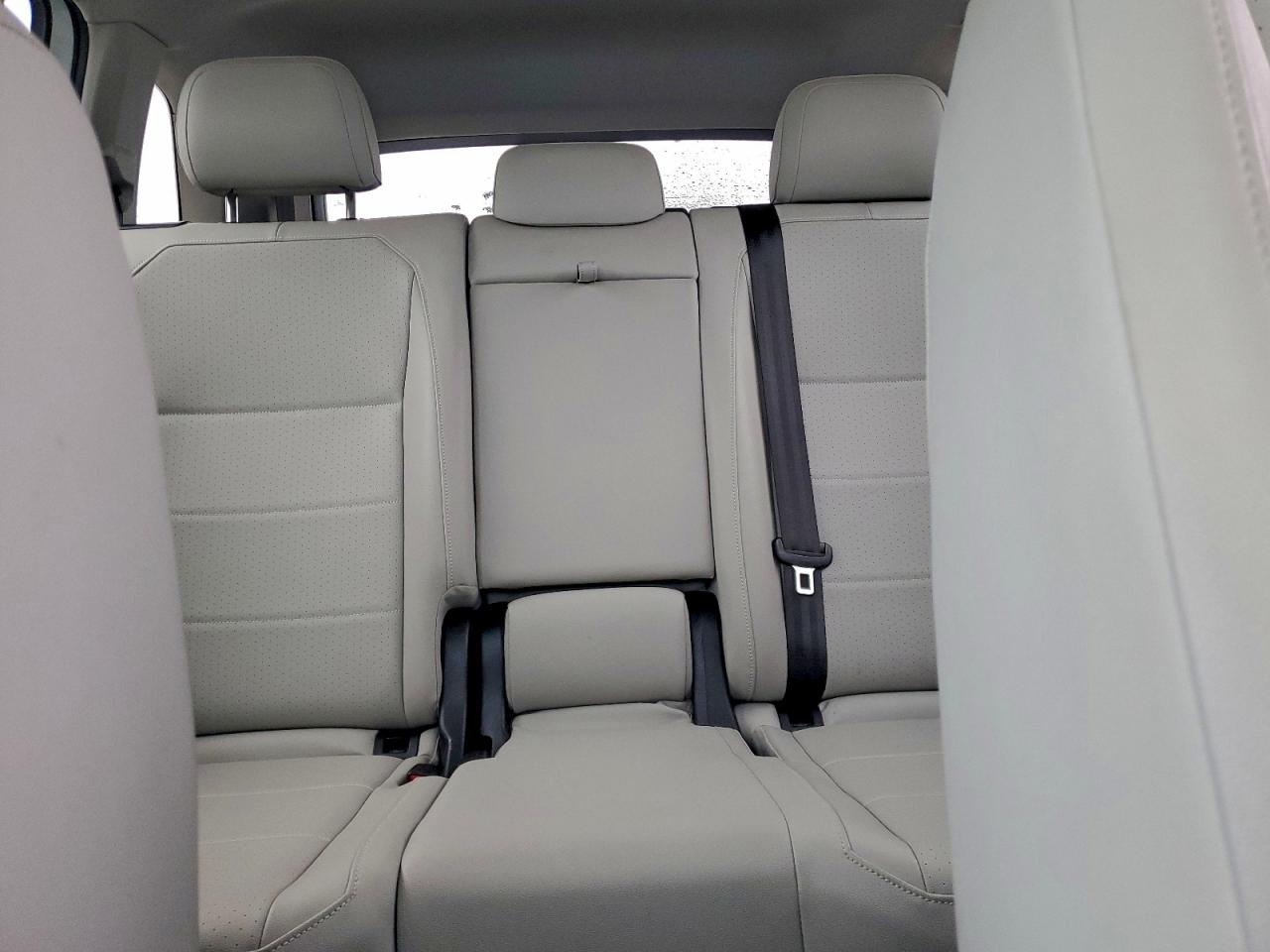 VOLKSWAGEN TIGUAN SE