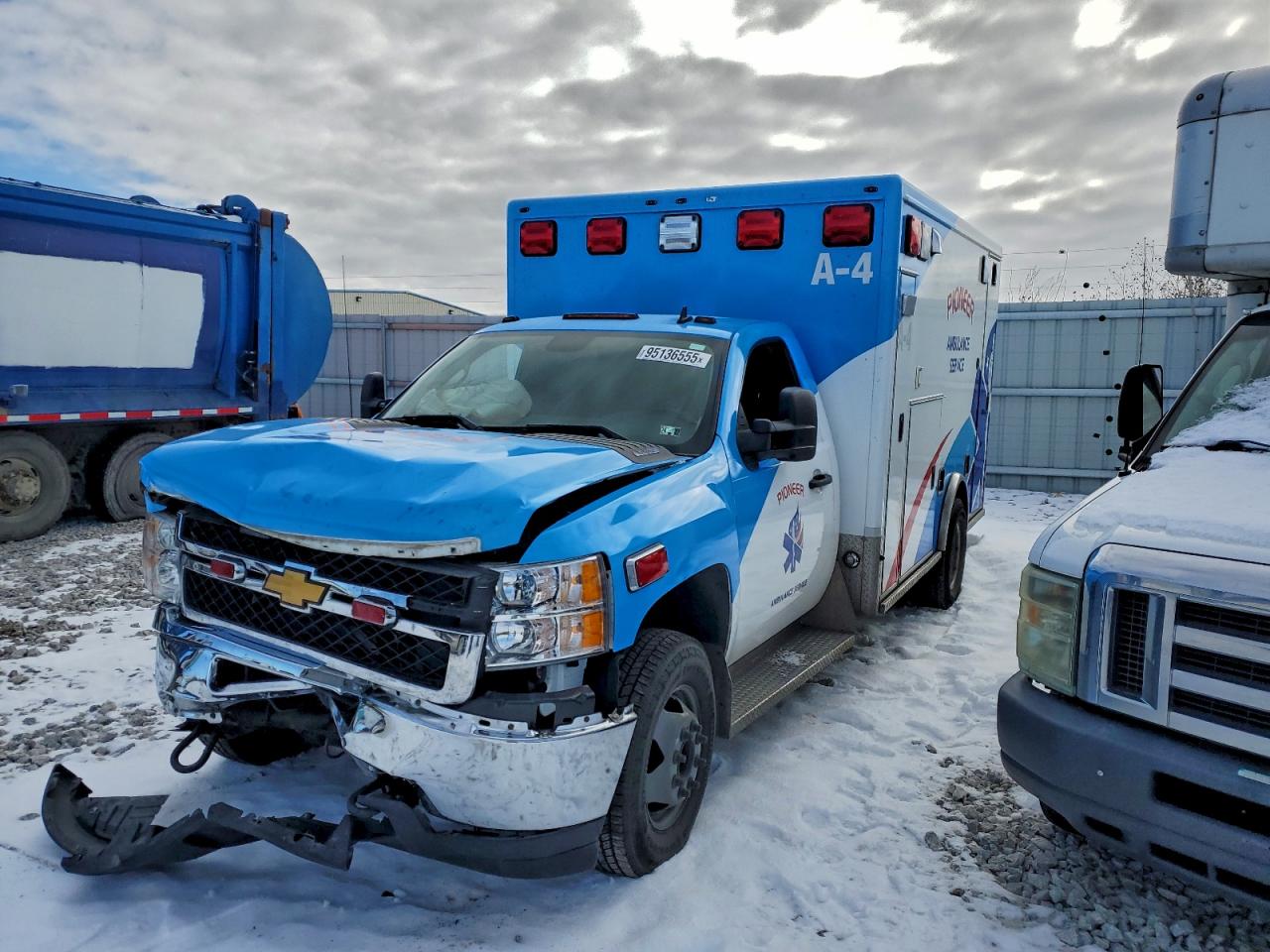CHEVROLET SILVERADO C3500 LT