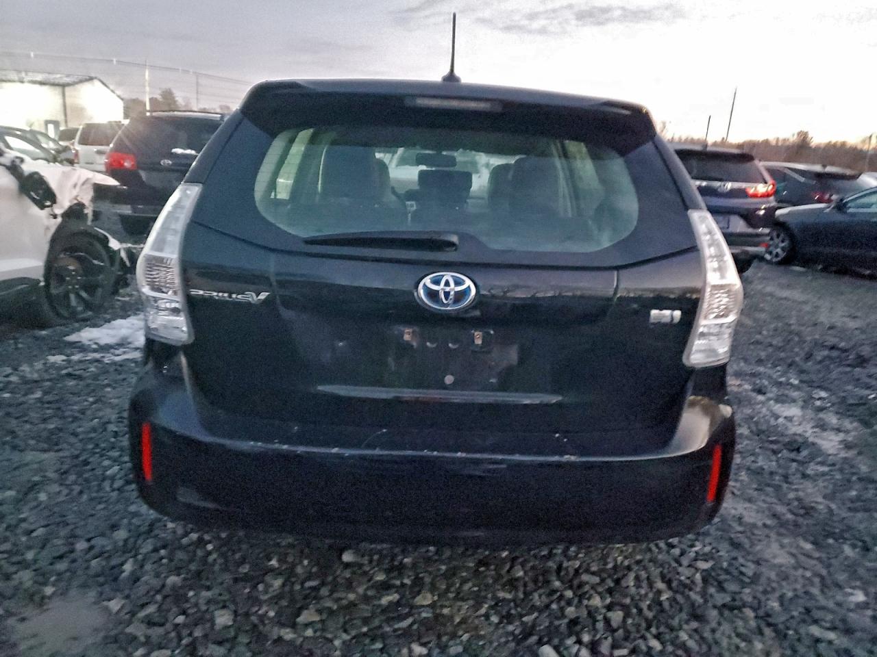 Lot #3312289770 2012 TOYOTA PRIUS V