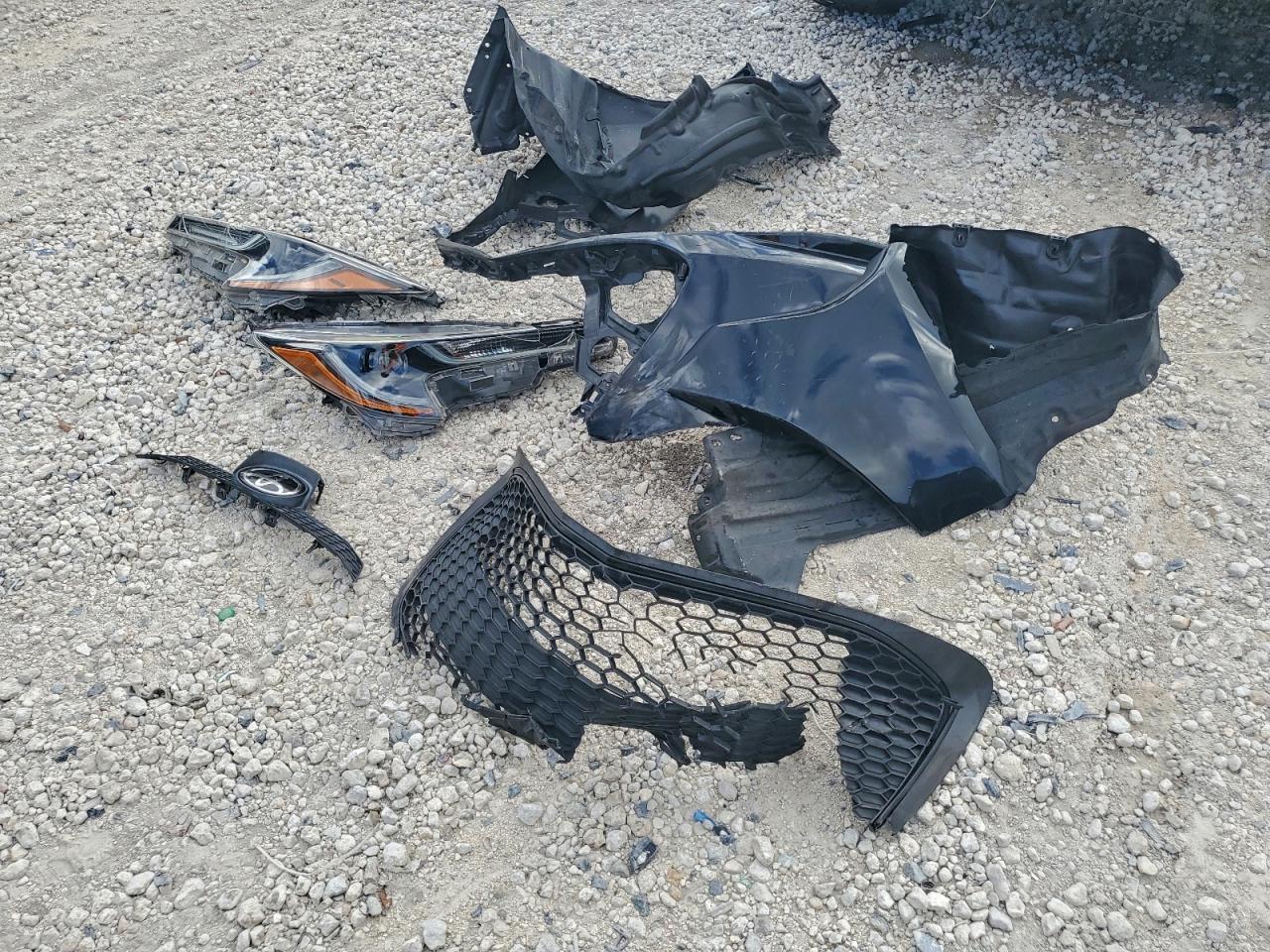 Lot #3315891087 2021 TOYOTA COROLLA LE