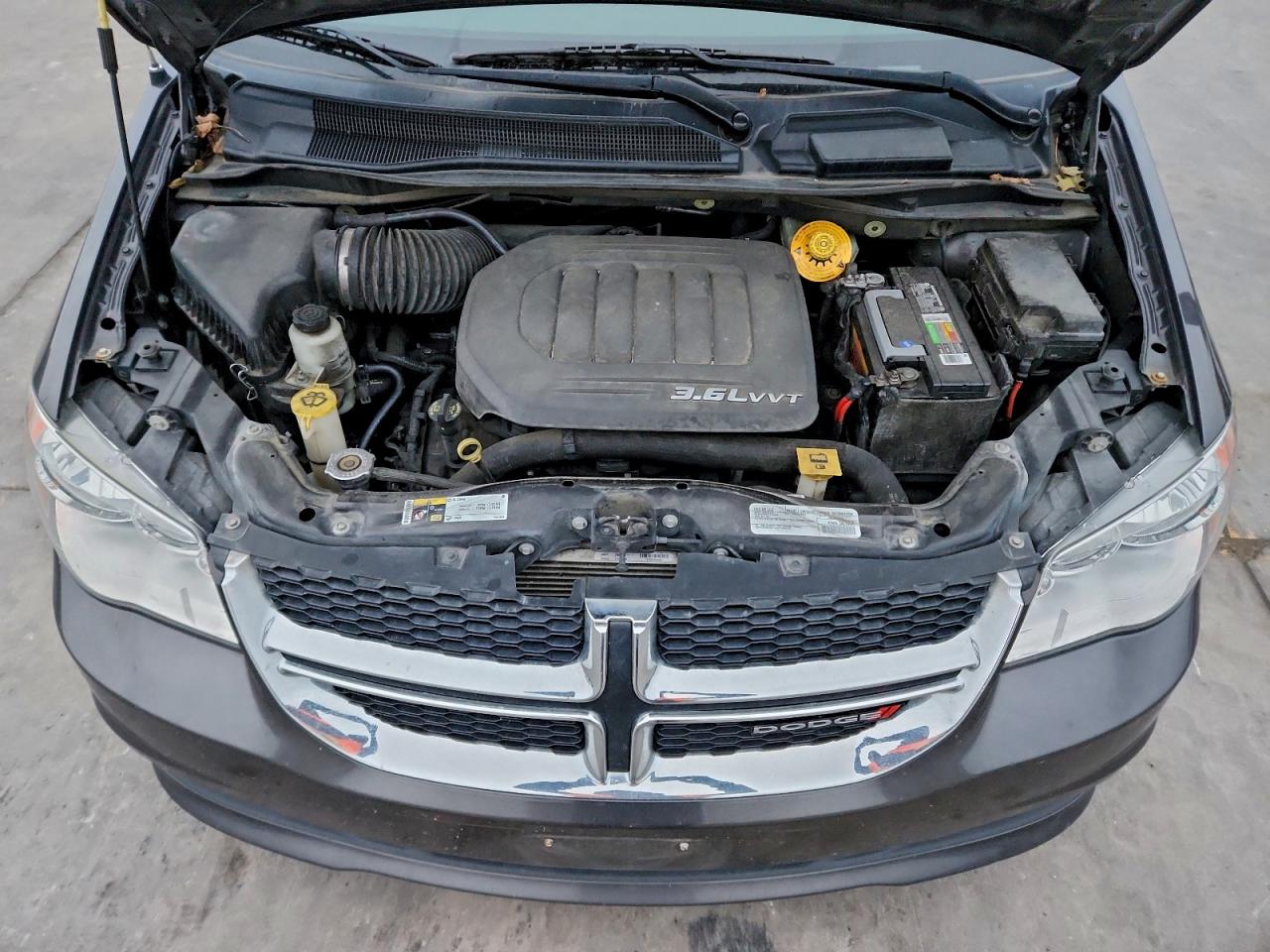 Lot #3317694071 2016 DODGE GRAND CARA