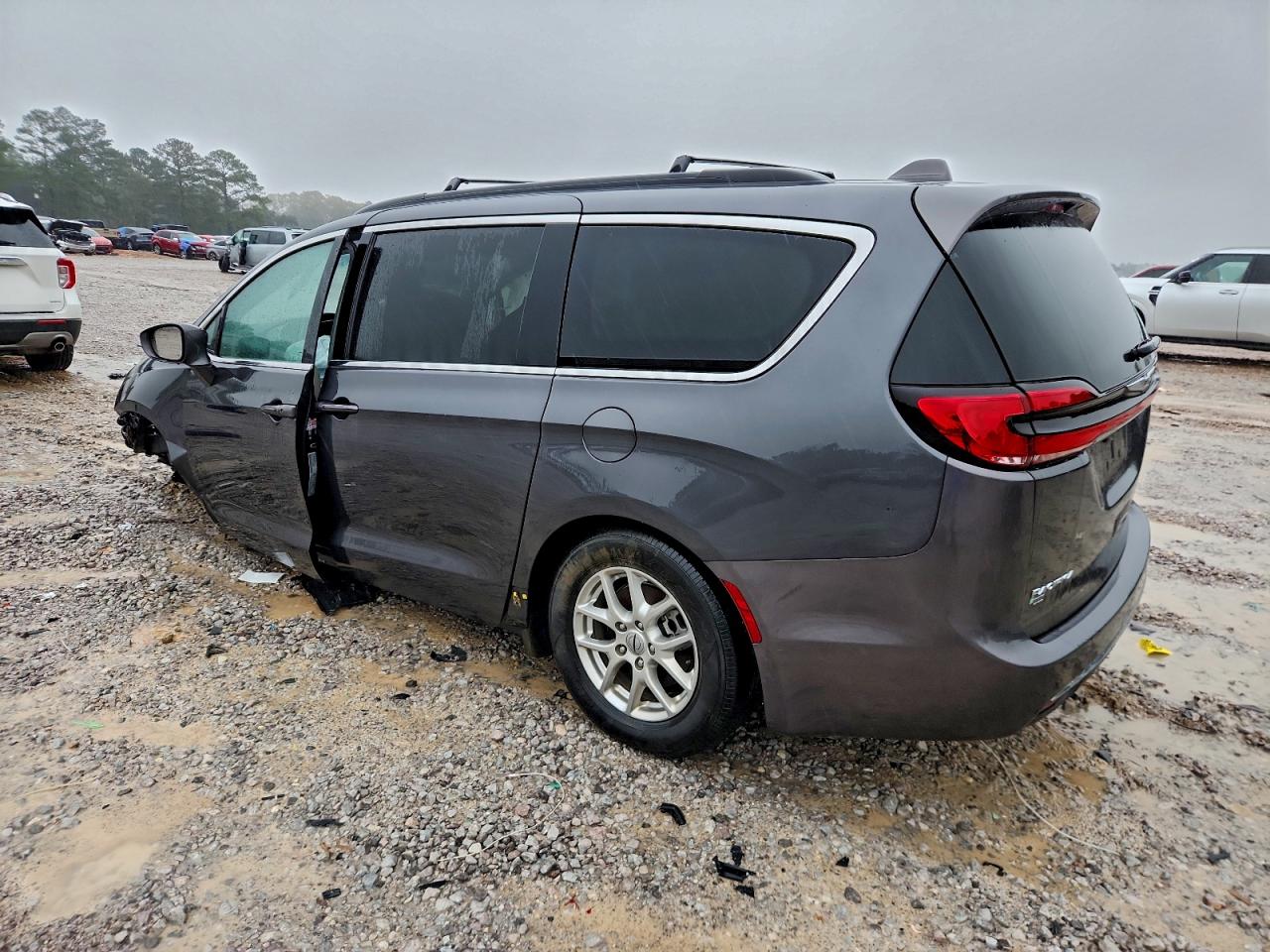 CHRYSLER PACIFICA TOURING L