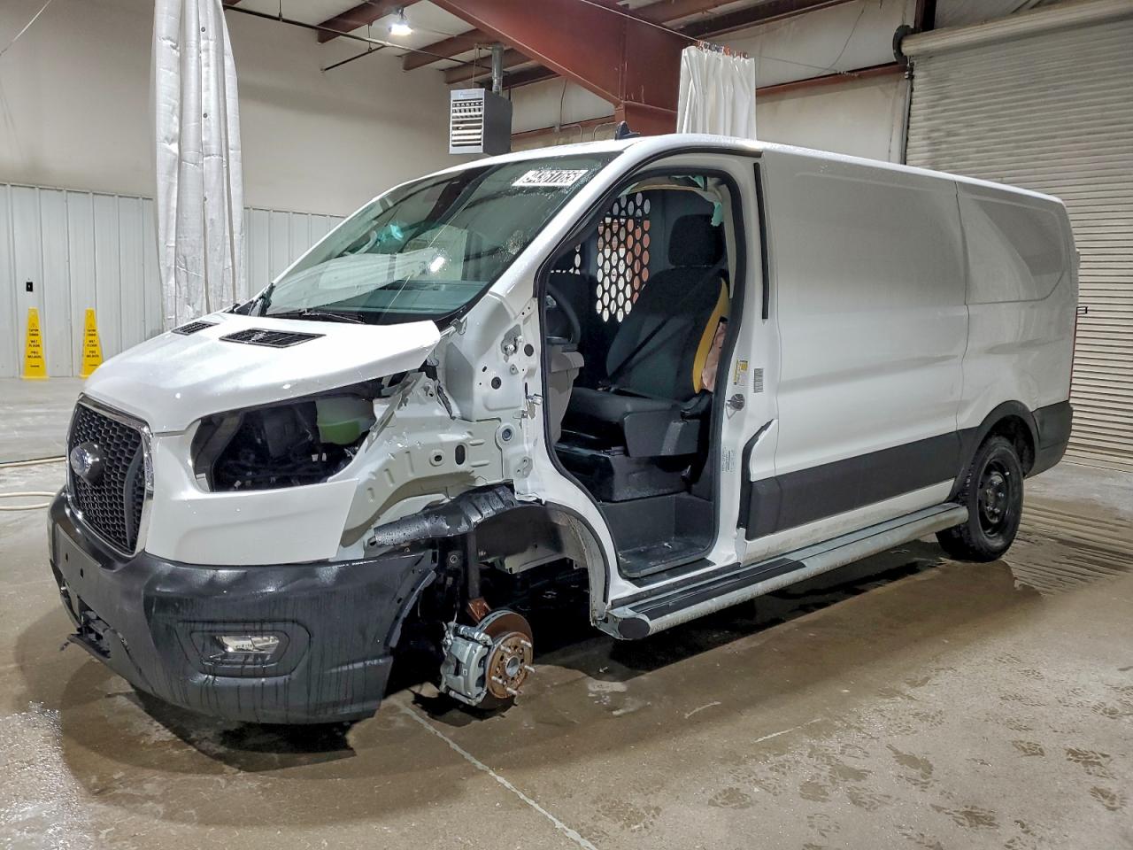 Lot #3301752397 2025 FORD TRANSIT T-